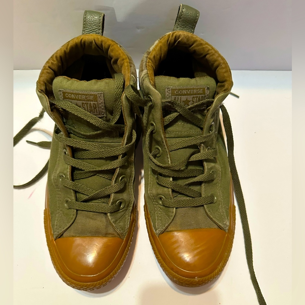 Chuck Taylor All Star Converse Street Mid 'Olive Camo' Men 6 Women 8